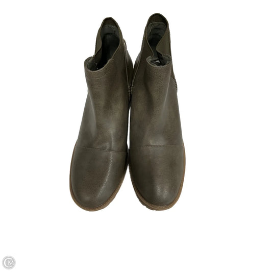 Boots Ankle Heels By Clothes Mentor In Green, Size: 10