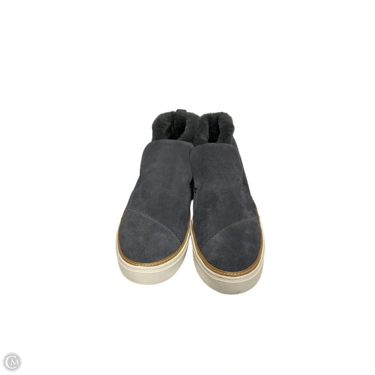 Shoes Sneakers By Toms In Grey, Size: 9.5