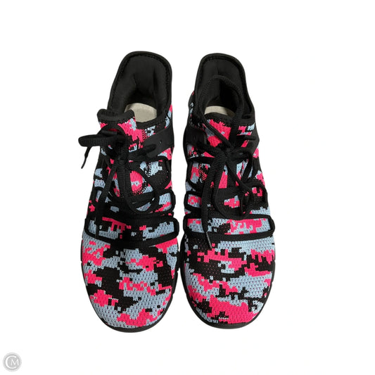 Shoes Athletic By Cmf In Multi-colored, Size: 9