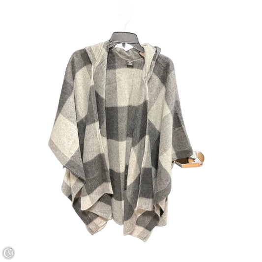 Poncho By Cmb In Plaid Pattern, Size: Osfm
