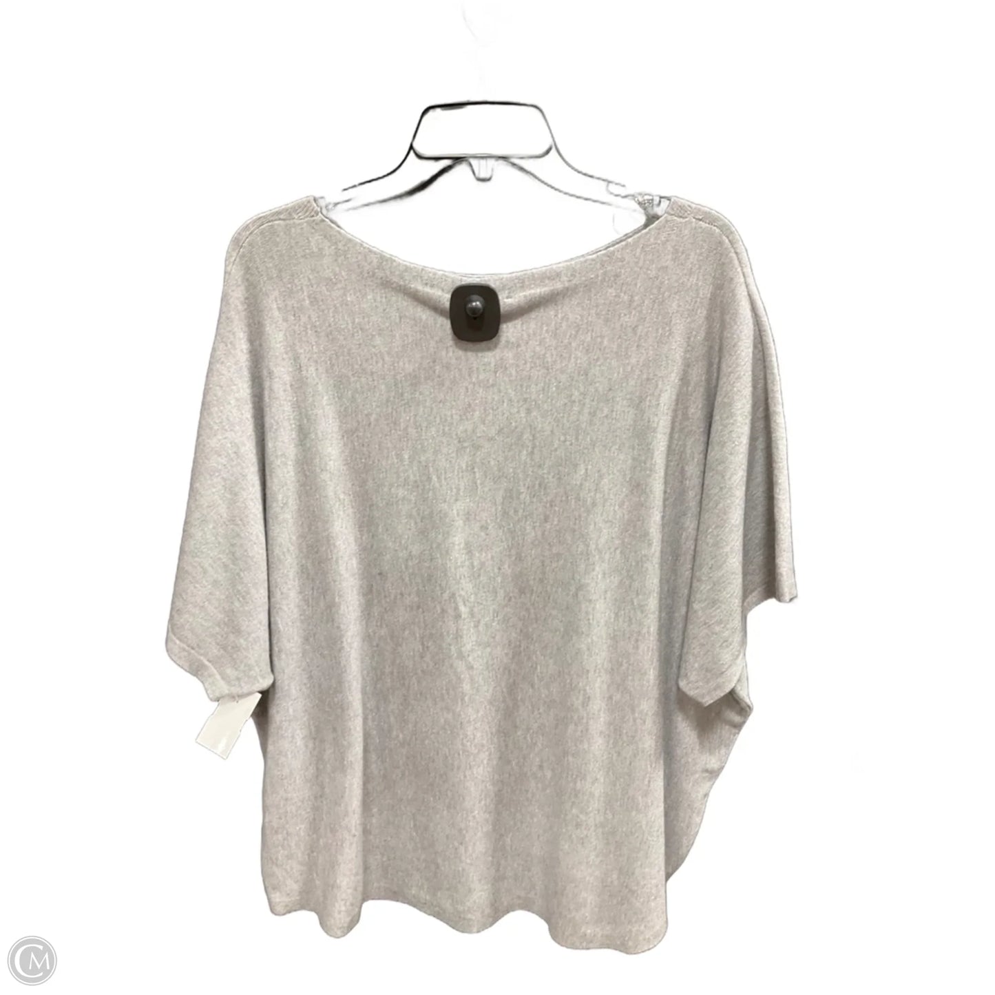 Top Short Sleeve By Aaeda In Grey, Size: 1x