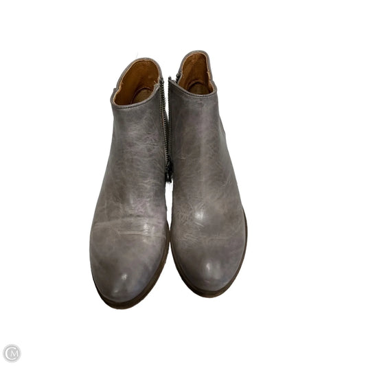 Boots Designer By Frye In Grey, Size: 7.5