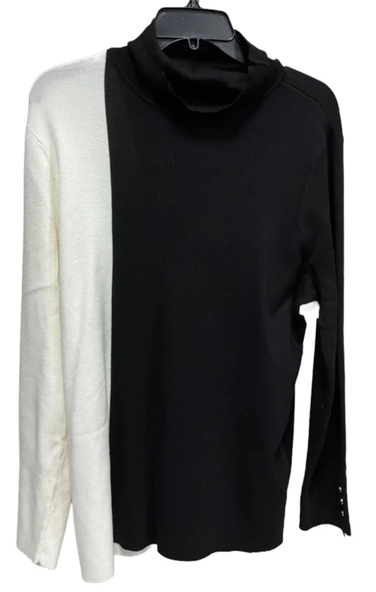 Top Long Sleeve By Chicos In Black & White, Size: S
