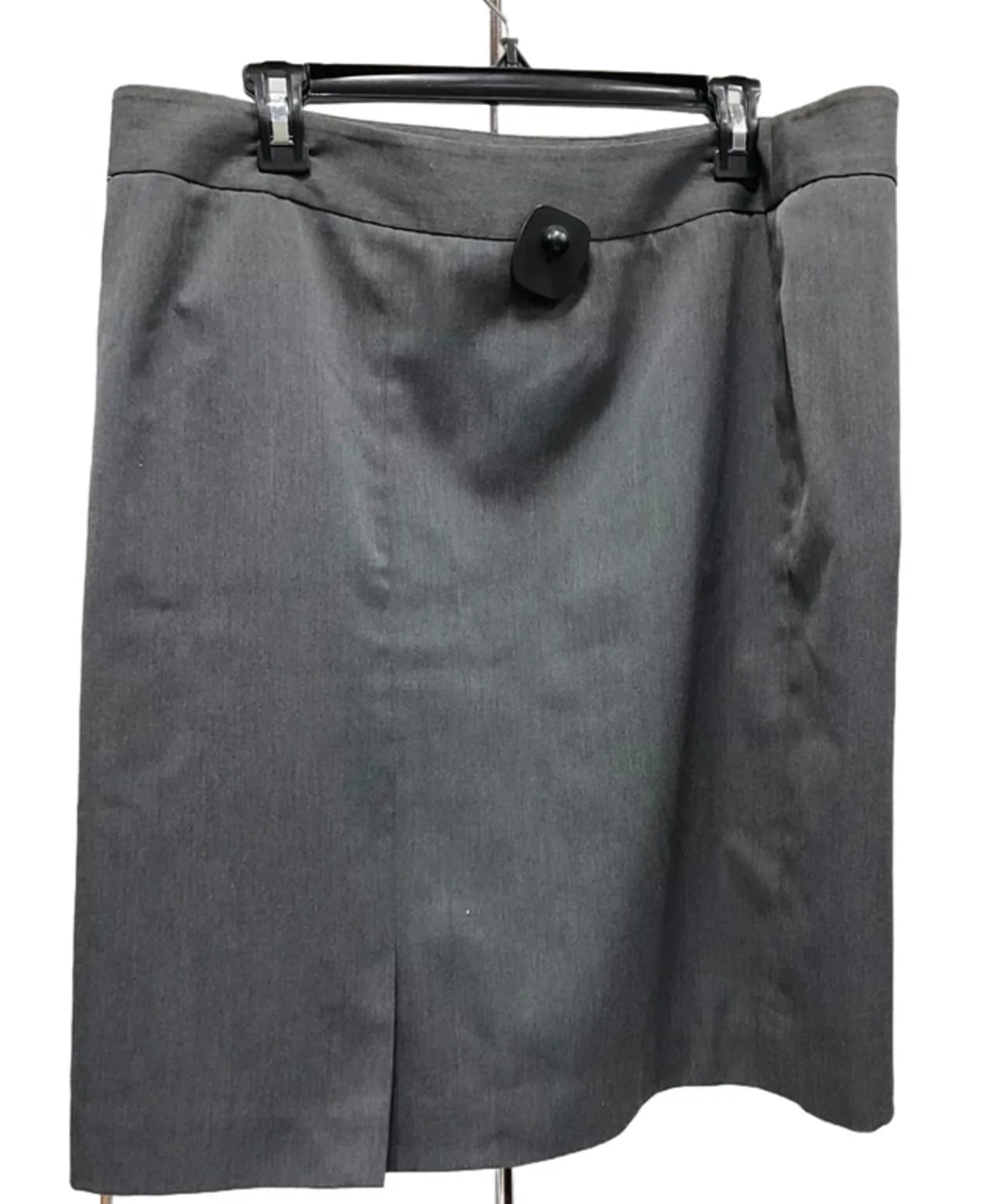 Skirt Mini & Short By Anne Klein In Grey, Size: 16