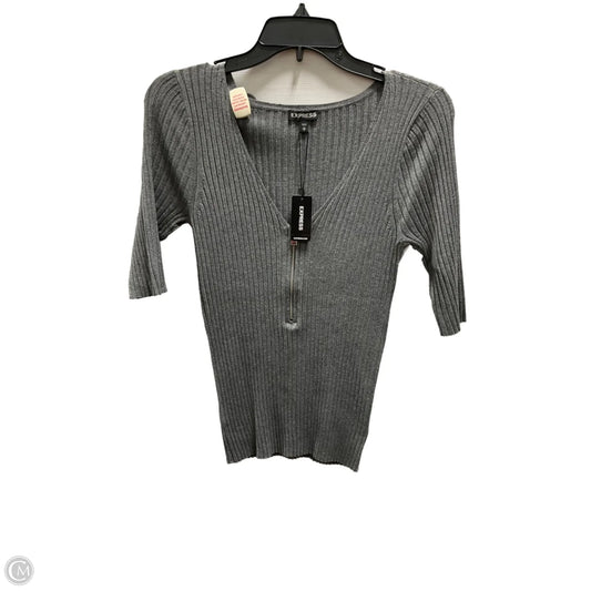 Top 3/4 Sleeve By Express In Grey, Size: M