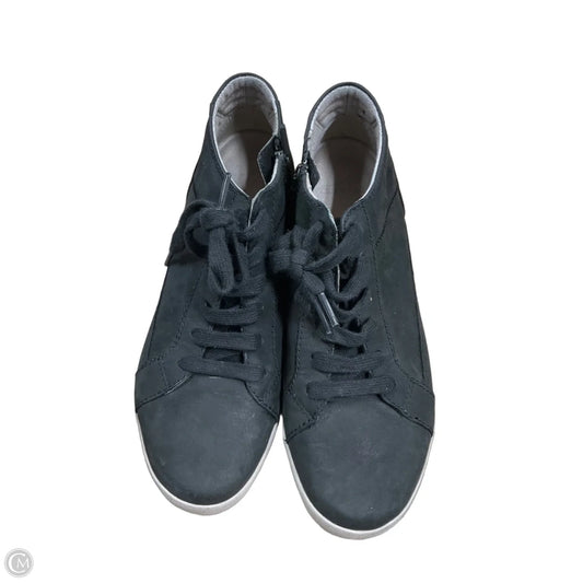 Shoes Athletic By Dansko In Black & Cream, Size: 8.5