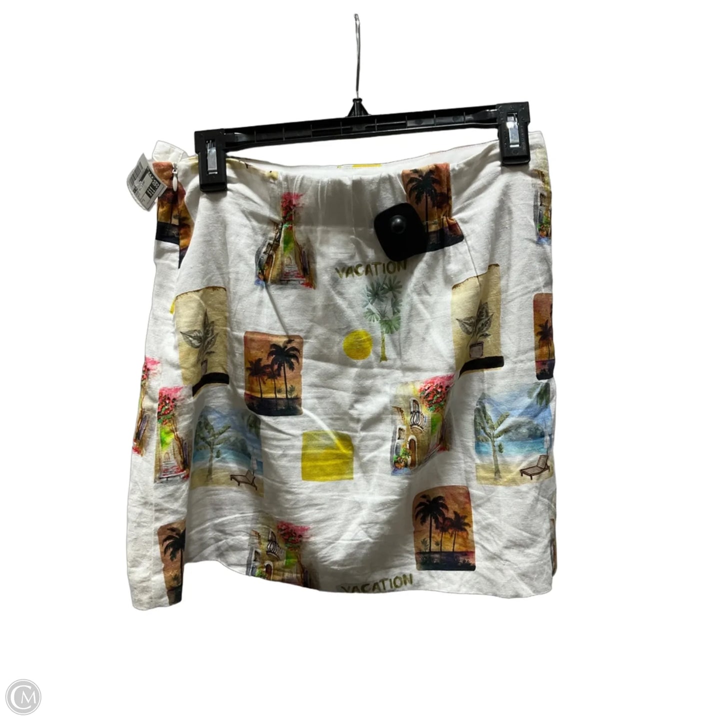 Skirt Mini & Short By C And C In White, Size: S
