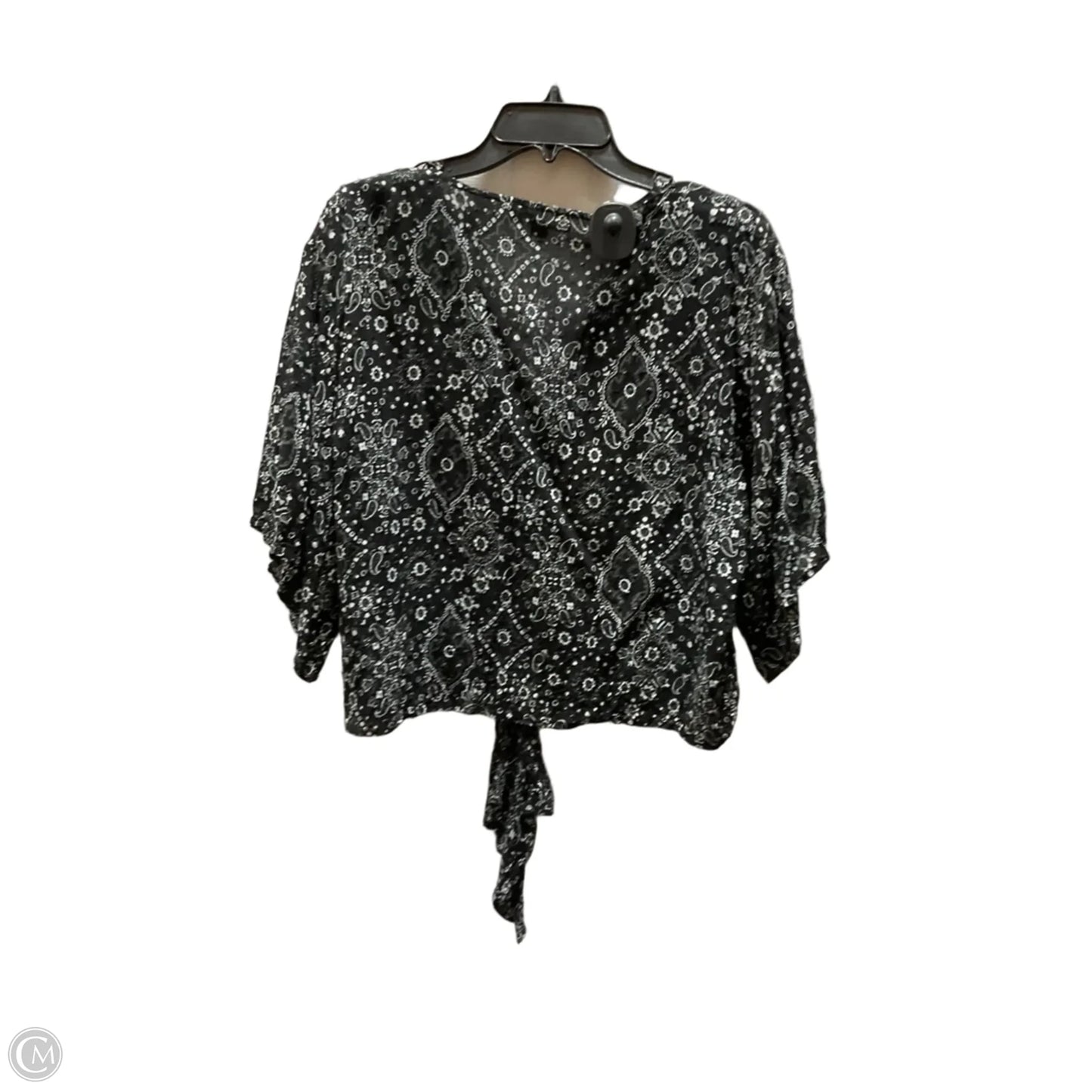 Top Short Sleeve By Lovestitch In Black, Size: M