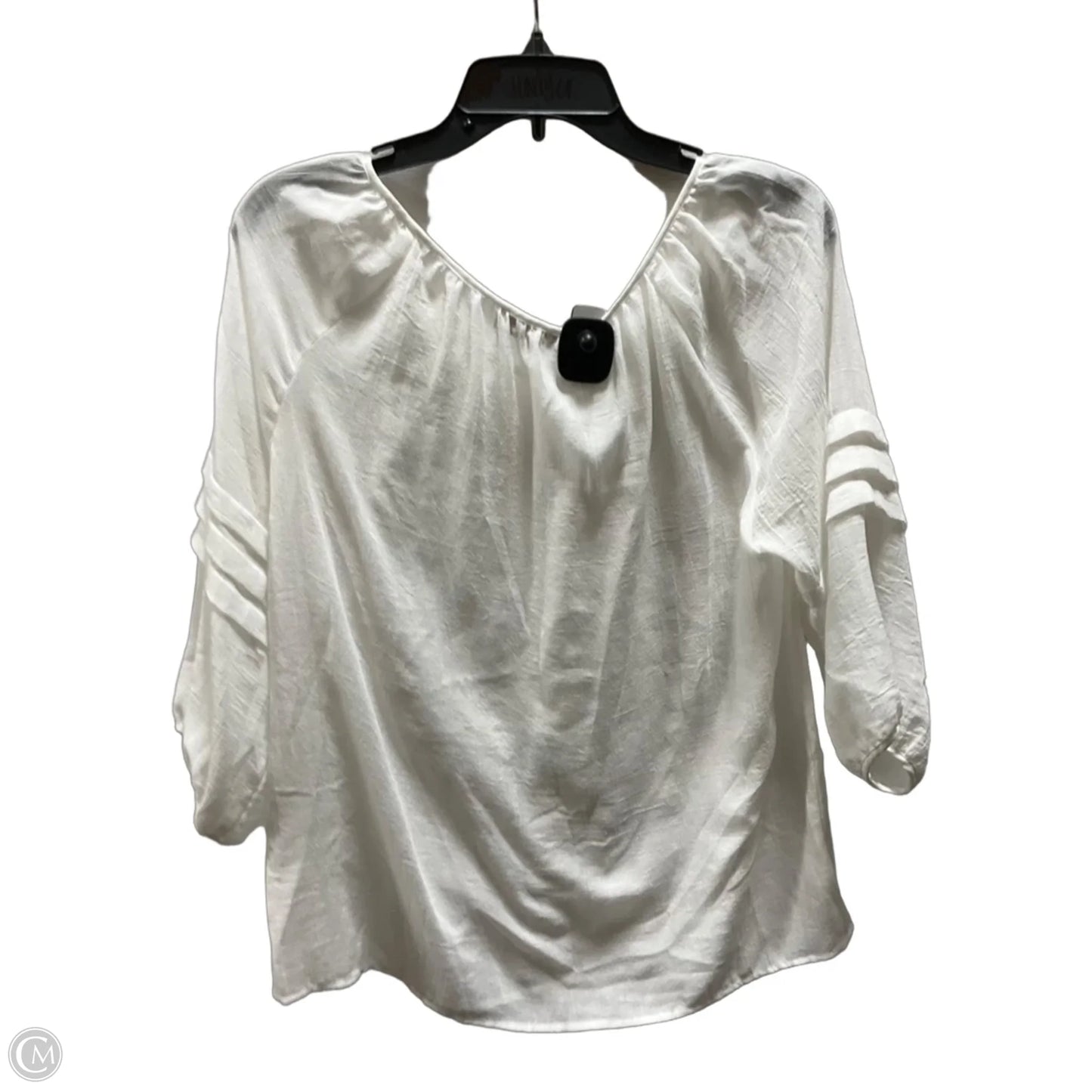 Top Short Sleeve By Vince Camuto In White, Size: S