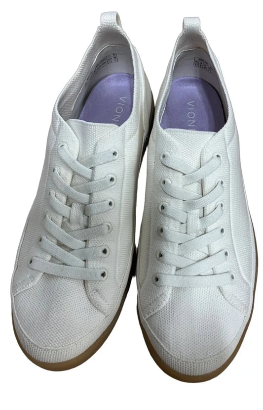 Shoes Flats By Vionic In Cream, Size: 11