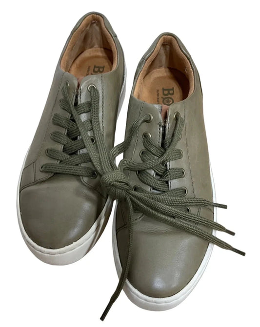 Shoes Athletic By Born In Green, Size: 7.5