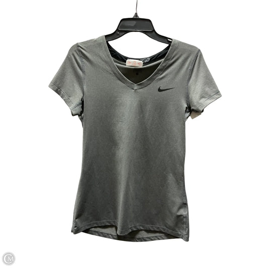 Athletic Top Short Sleeve By Nike In Grey, Size: L