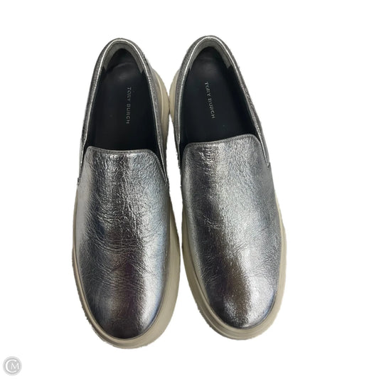 Shoes Sneakers By Tory Burch In Silver, Size: 11