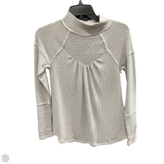 Top Long Sleeve By Maurices In Grey, Size: Xs
