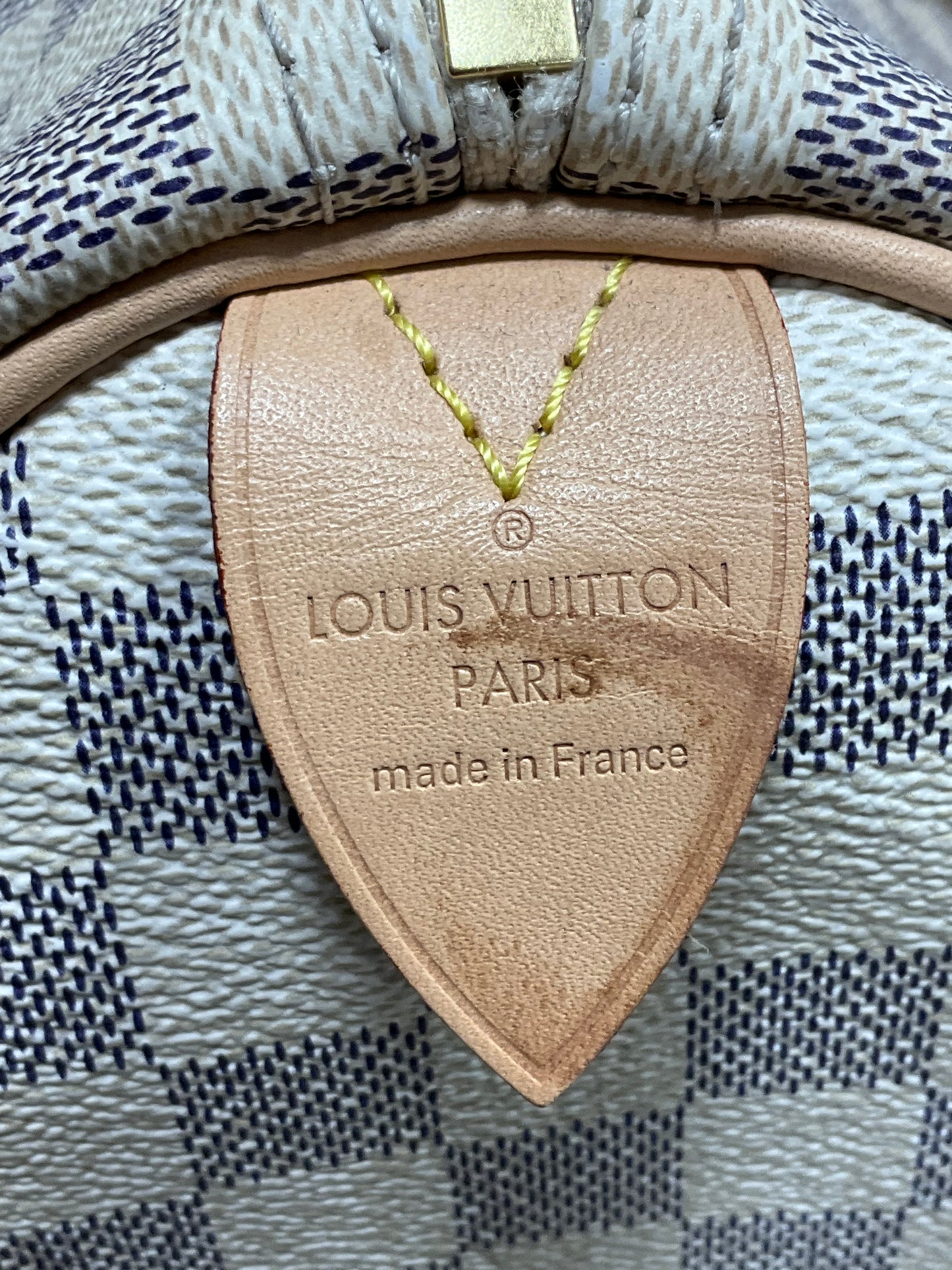 Handbag Luxury Designer By Louis Vuitton, Size: Large