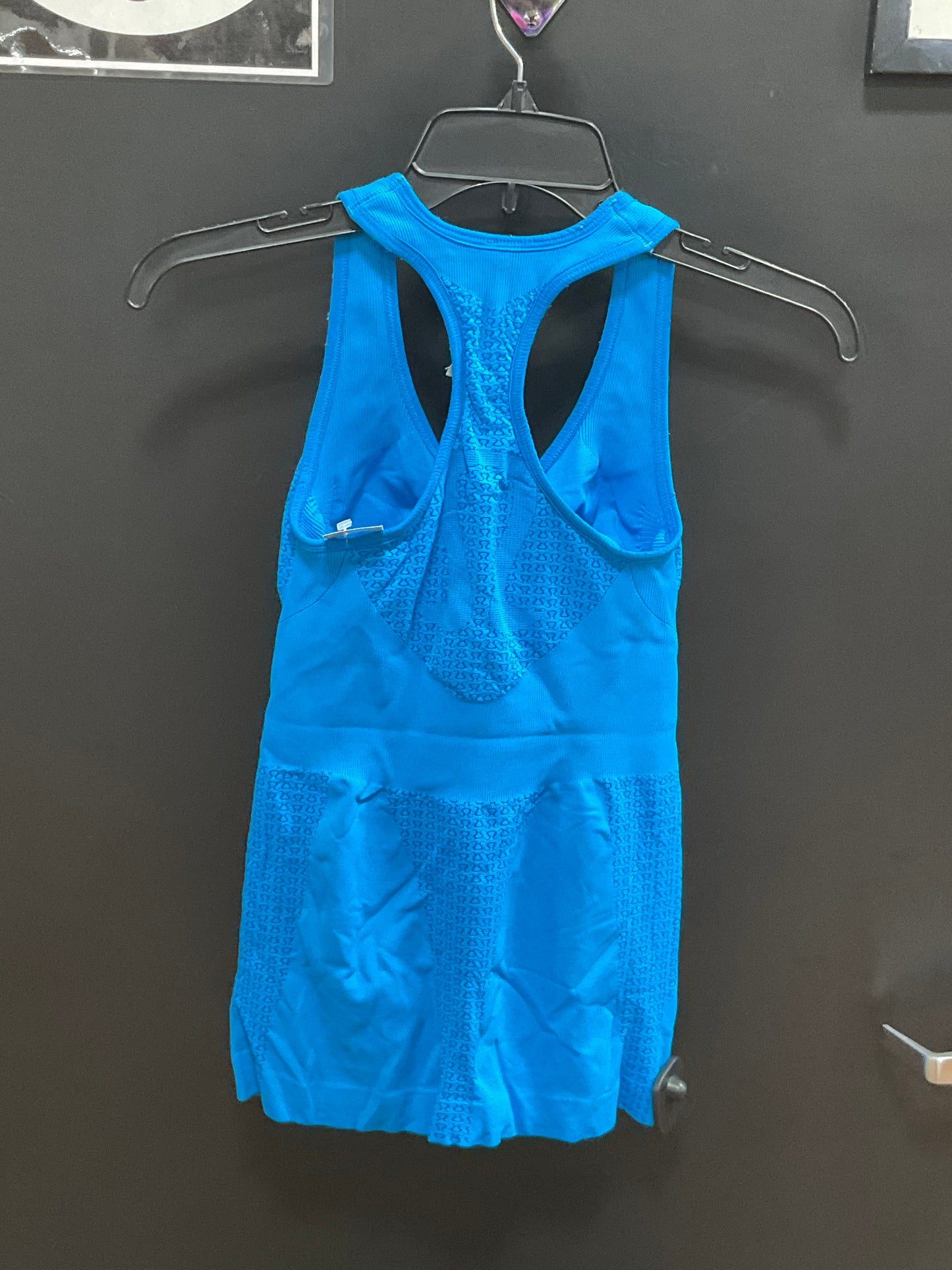 Athletic Tank Top By Lululemon  Size: 0