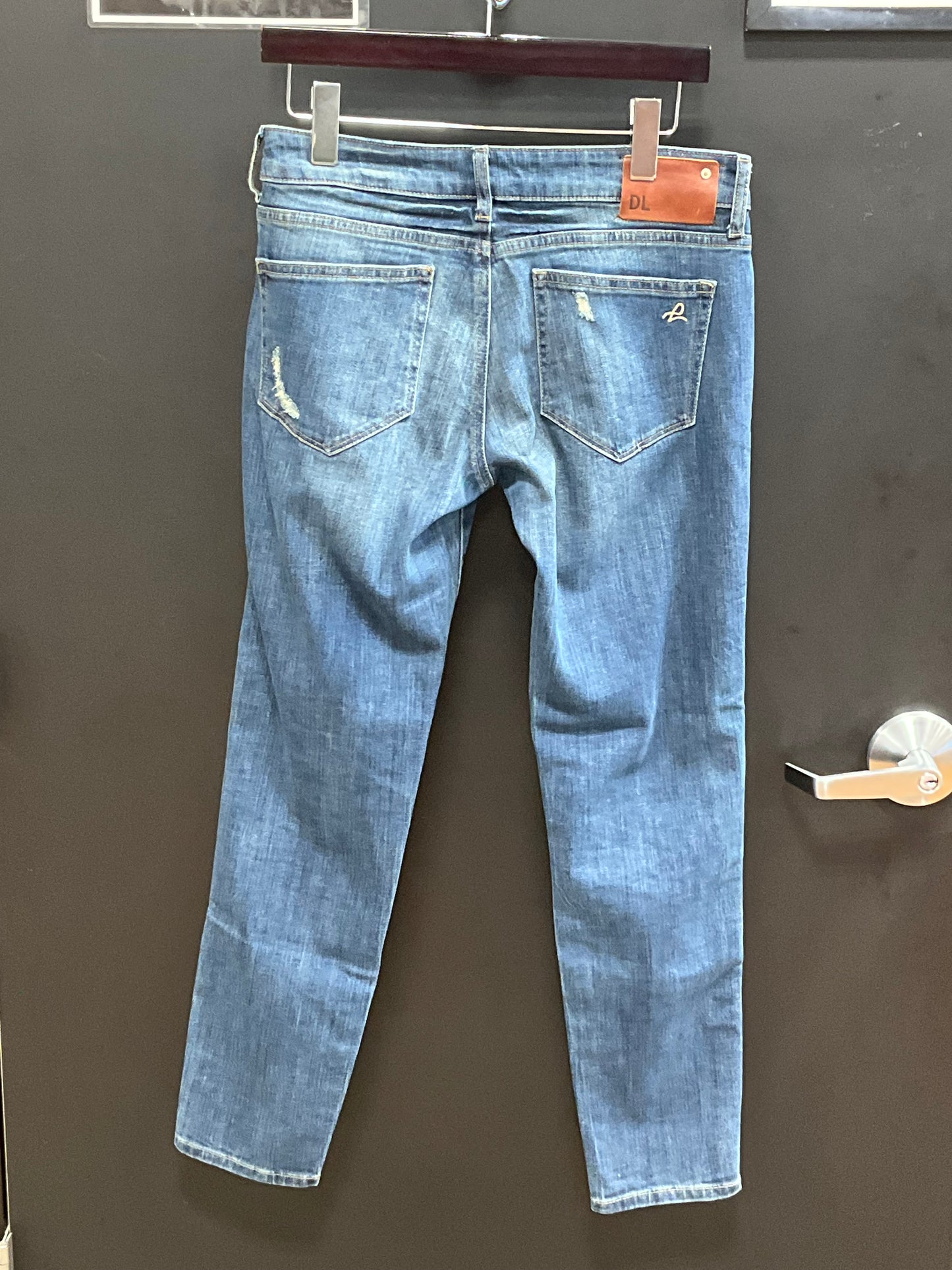 Jeans Straight By Clothes Mentor  Size: 4
